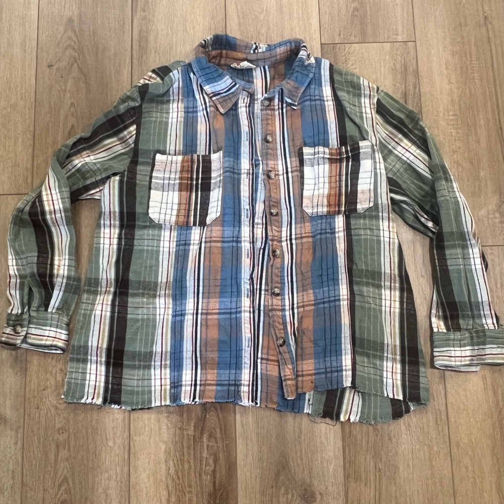 EE:Some Women’s Casual Oversized Plaid Flannel Button Up Shirt Medium
